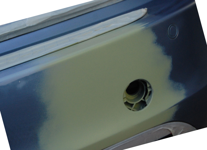 Spot Repair work on a vehicle at Proauto Langenfeld e.K.